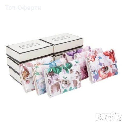 Дамско портмоне с флорален принт