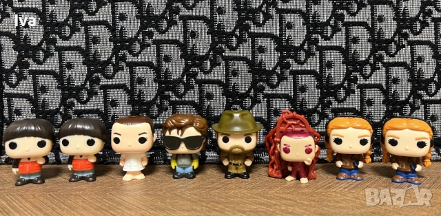 Stranger things kinder joy играчки