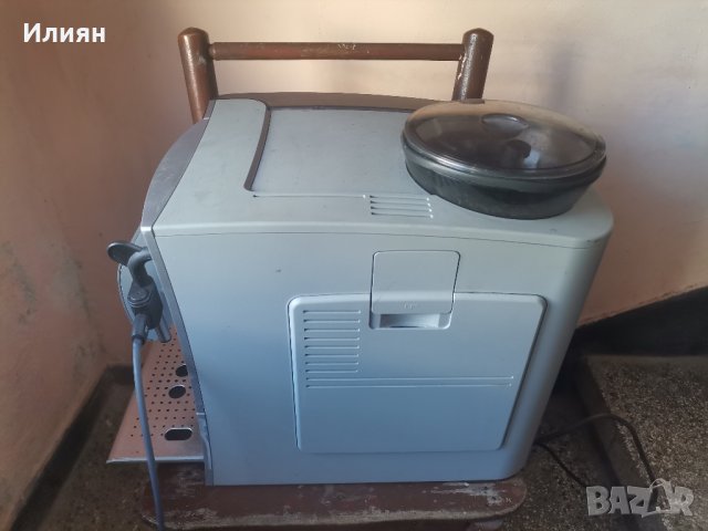 Кафемашина , снимка 3 - Кафемашини - 43177769