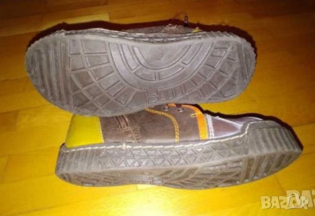 Нови топли ботушки номер 30, снимка 2 - Детски боти и ботуши - 39731488