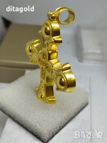 Златен 18К кръст 23.37 гр 18К цена 4350 лв, снимка 5 - Колиета, медальони, синджири - 52703747