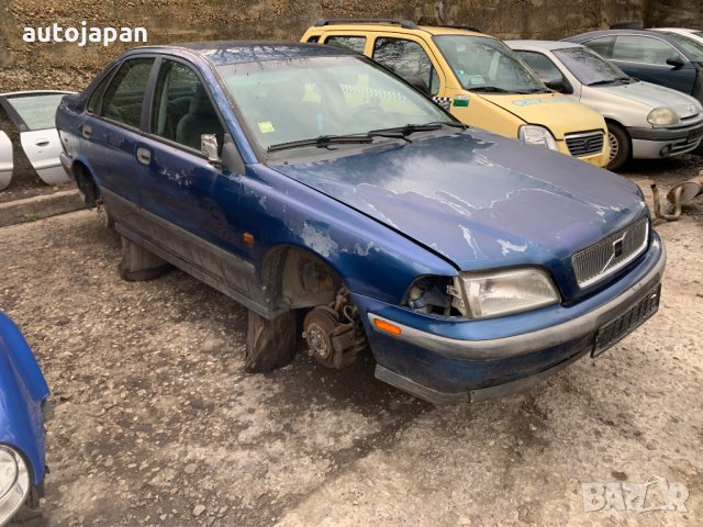 На части Volvo S40 1.8i Бензин 1997г., снимка 3 - Автомобили и джипове - 32811948