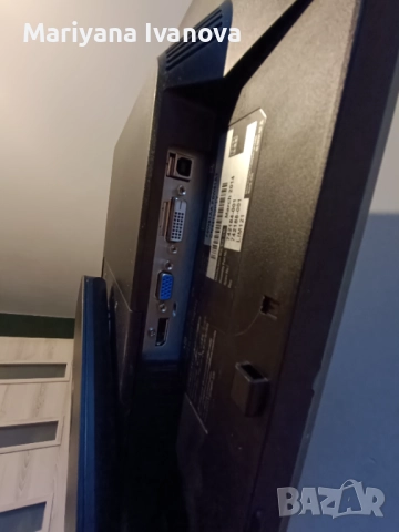 24" Употребяван монитор HP EliteDisplay E241i 24" IPS, снимка 4 - Монитори - 52575616