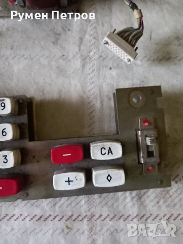 Клавиатура Елка 22 с блок кондензатори., снимка 3 - Антикварни и старинни предмети - 52656122