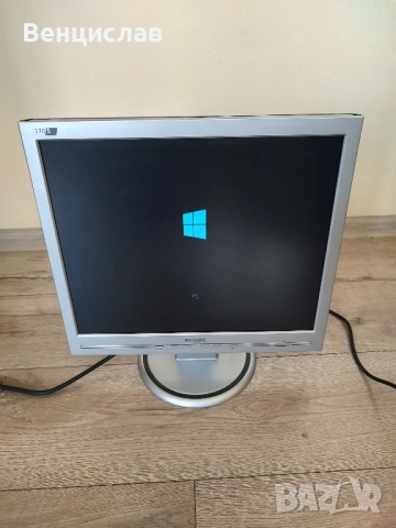 Монитор Philips 17" с кабели, снимка 4 - Монитори - 52925837