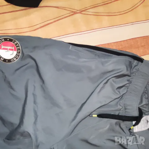 Къси шорти Adidas Feyenoord М размер Оригинал, снимка 7 - Къси панталони - 50372350