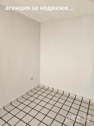 Двустаен апартамент под наем в кв.Тракия