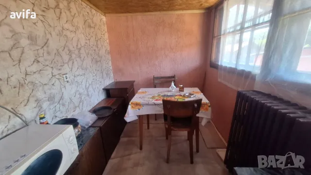 Къща с голям двор в село Долна Малина, снимка 8 - Къщи - 47651546