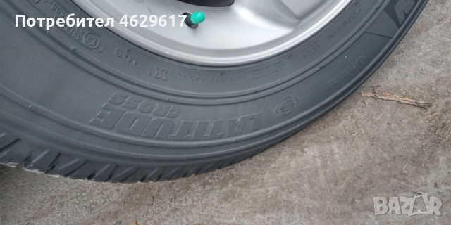 Гуми Michelin Latitude Cross - 4 сезона, снимка 3 - Гуми и джанти - 52136864