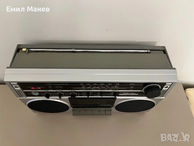 Toshiba RT 80S, снимка 5 - Радиокасетофони, транзистори - 53576271