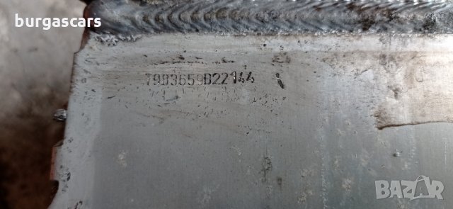 Интеркулер VW Golf 7 2.0TDI-150к.с., снимка 5 - Части - 33061110