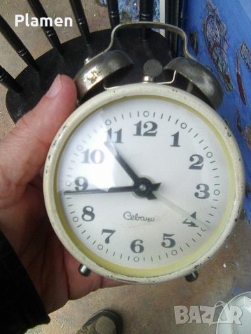 Стар механичен арменски часовник - будилник Севани, снимка 1 - Стенни часовници - 40722477