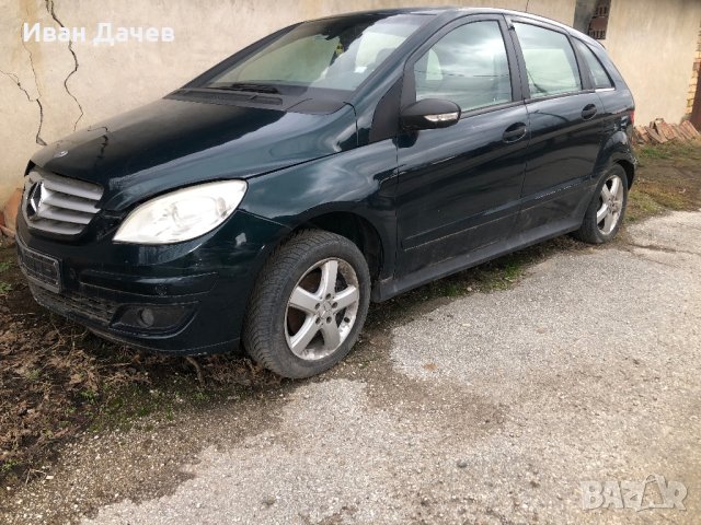 Mercedes-Benz B180 CDI, снимка 2 - Автомобили и джипове - 44049485