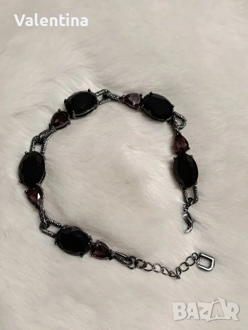 Комплект бижута - гривна, висулка и обеци , снимка 4 - Бижутерийни комплекти - 53428594