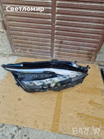 Фар десен за Nissan Qashqai J12, снимка 3 - Части - 51235232