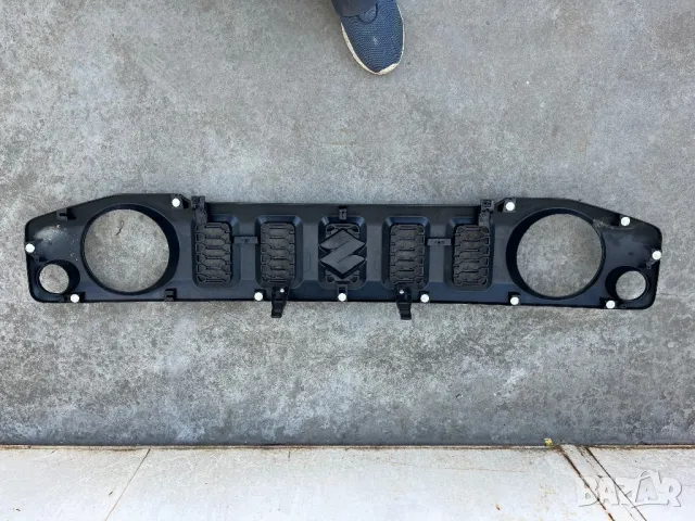 Решетка Suzuki Jimny / Сузуки Джими, снимка 3 - Части - 49873170