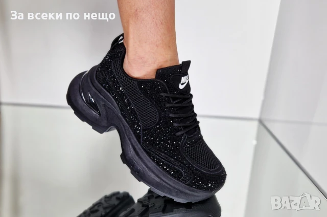 Nike Дамски Черни Маратонки С Кристали👟Дамски Спортни Обувки В Черен Цвят С Камъни Найк Код P685, снимка 4 - Маратонки - 50580167