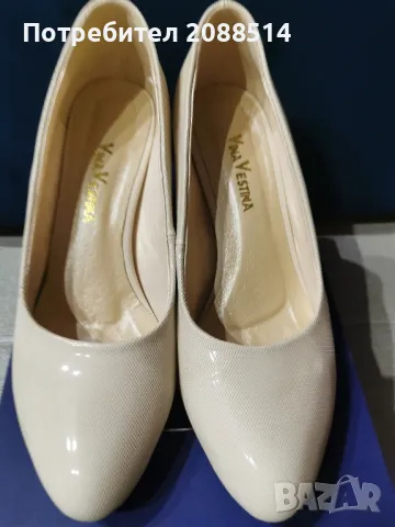 Телесен цвят обувки