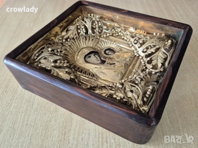 Стара позлатена Руска Домашна Икона разкошна оригинал 19 век, снимка 7 - Други ценни предмети - 50325889