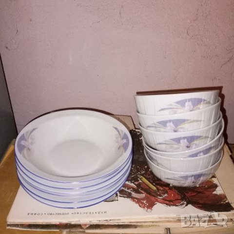 Порцеланов сервиз чинии и купички