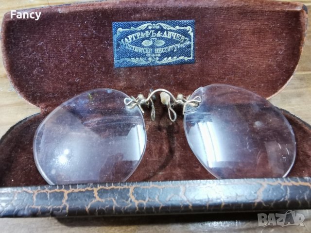 много стари очила, снимка 7 - Антикварни и старинни предмети - 43362936