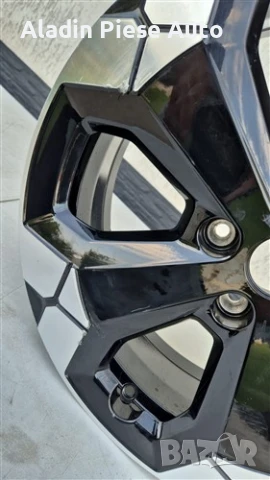 Джанта R18 Dacia Duster Bigster ET32 код 403001134R , снимка 2 - Аксесоари и консумативи - 50763491