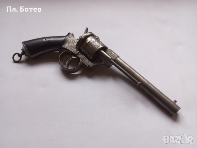Голям револвер/пистолет , снимка 4 - Антикварни и старинни предмети - 43389771
