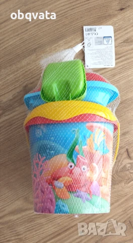 НОВ Пясъчен комплект Playtiveс кофичка, лопатка, гребло и лодка, снимка 3 - Други - 50908646