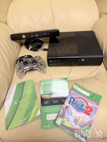 Xbox 360 E (boxed) с кинект +кристален контролер и игри в кутия, снимка 3 - Xbox конзоли - 52939012