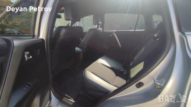 Продавам Тойота РАВ4 2016г. 2.0D, снимка 11 - Автомобили и джипове - 52501391