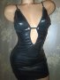 Нова секси къса  черна рокля  от еко кожа М с подарък прашки 