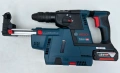BOSCH GBH 18V-26 F + GDE 18V-16 - Безчетков перфоратор с прахоуловител перфектен!, снимка 4