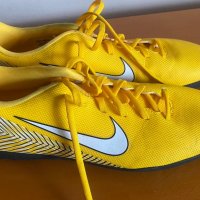 Nike Mercurial 45 номер, снимка 1 - Спортни обувки - 39528543