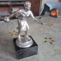 Спортна бронзова статуетка пластика маркировки 1985, снимка 1 - Колекции - 33022713