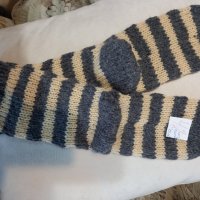 Ръчно плетени чорапи 42 размер от вълна, снимка 1 - Мъжки чорапи - 39334888
