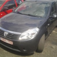 Dacia Sandero / Дачия Сандеро 1.5 DCi 2011 г., снимка 1 - Автомобили и джипове - 32765654