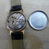  часовник Победа - 366577 , снимка 4 - Антикварни и старинни предмети - 32509224