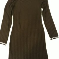 Рокля плетена Н & М черна с бяла гарнитура, по тялото, елегантна, удобна, дължина над коляното , снимка 2 - Рокли - 37414931