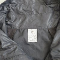 Target, ново спортно яке, размер 14 (L), снимка 5 - Спортни екипи - 38060937