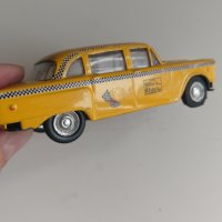 Количка кола такси модел Checker-Marathon, снимка 1 - Колекции - 37957285