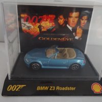 Метална количка BMW Z3 ROADSTER JAMES BOND 007 1:72, снимка 1 - Колекции - 38130716