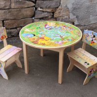 детска дървена рисувана маса с 2 стола, снимка 6 - Мебели за детската стая - 19579536