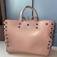 Дамска розова чанта, снимка 1 - Чанти - 33083476