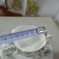 Български костен порцелан Бононя чаши за кафе , снимка 4 - Антикварни и старинни предмети - 44089877