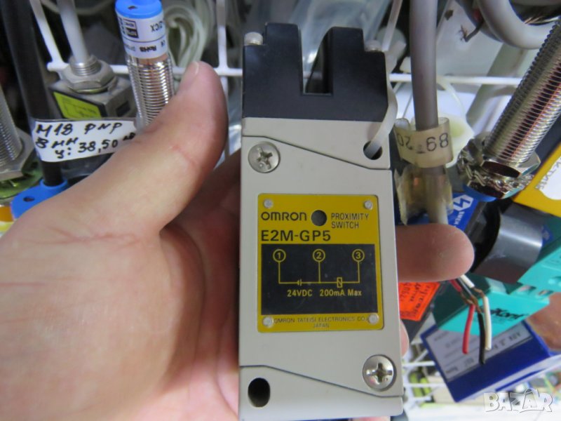 Японски индуктивен датчик Паралелепипед Omron E2M-GP5 метал 24волта инд. Датчик ;10-30в=;NPN-но, снимка 1