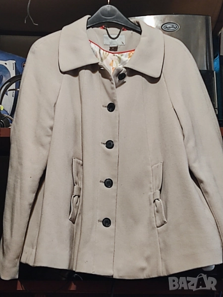 Дамско късо палто C.A.N.D.A collection    Дамско късо манто КАНДА, снимка 1