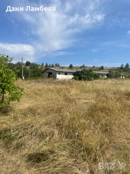 Продава се УПИ в с. Долни Романци, обл. Перник, снимка 1