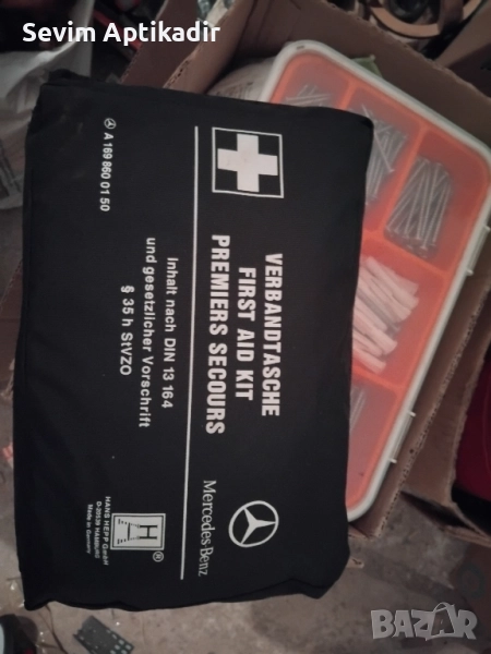 Оргинална аптечка за Мерцедес , снимка 1