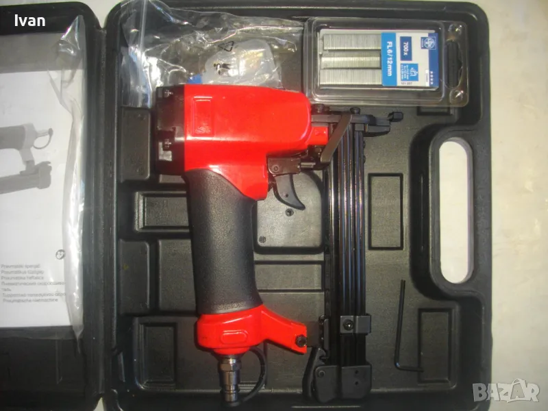 НОВ Малък Немски ПНЕВМАТИЧЕН ТАКЕР за скоби 6-16мм Дърводелски Тапицерски Пълен комплект LUX TOOLS, снимка 1
