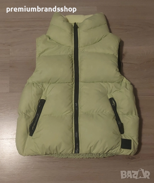 Under armour елек пухен S/M дамски , снимка 1